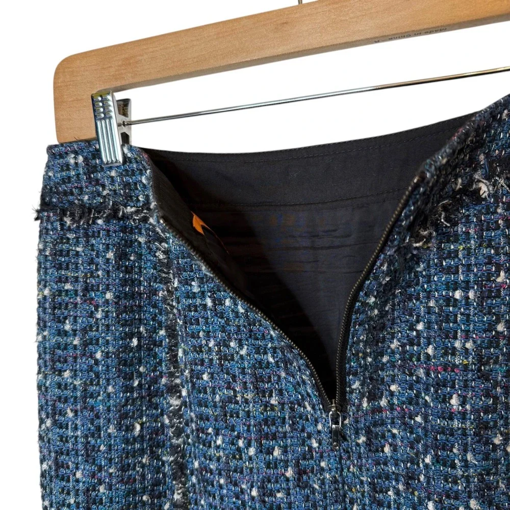 Tory Burch Tweed Pencil Skirt Blue Fringe‎ Trim Knee Length Wool Blend size 4
